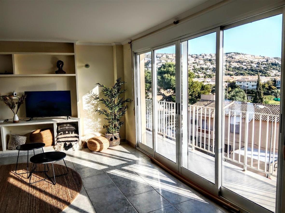 Apartment Happy , 2 Bed 2 Bath , Seaview Airco Wifi