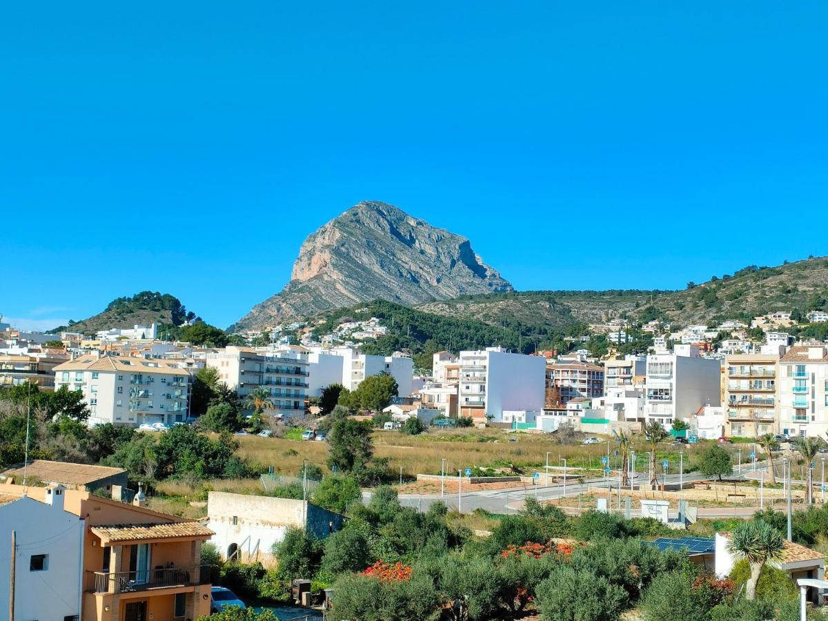 Happy , 2 Bed 2 Bath , Seaview Airco Wifi Apartment
