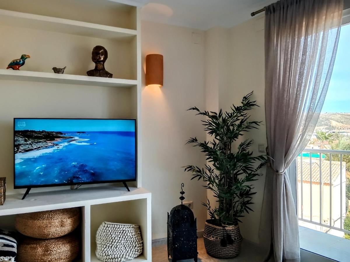 Happy , 2 Bed 2 Bath , Seaview Airco Wifi *