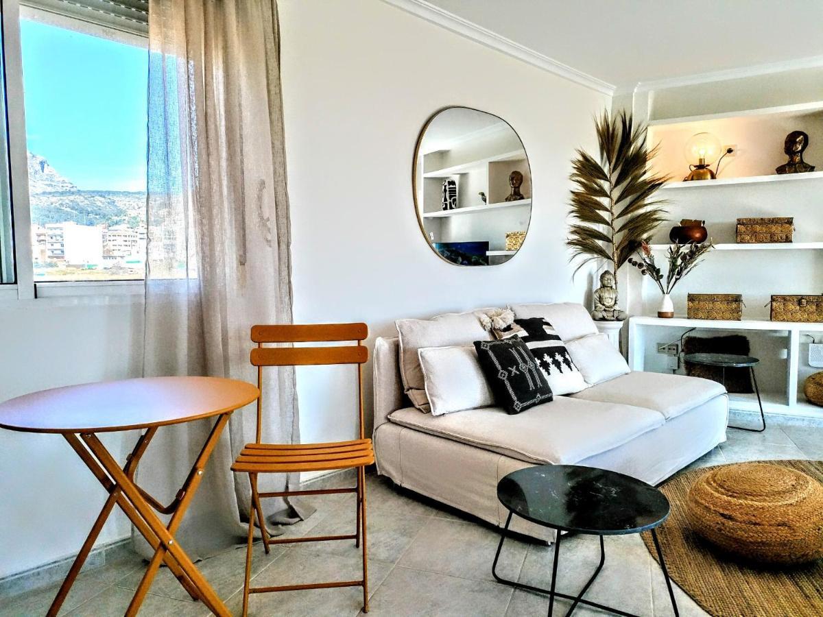 Happy , 2 Bed 2 Bath , Seaview Airco Wifi Apartment *
