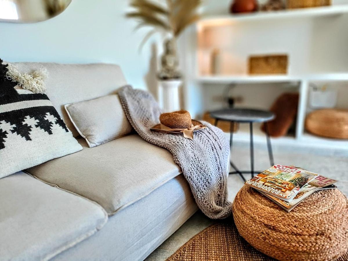 Apartment Happy , 2 Bed 2 Bath , Seaview Airco Wifi
