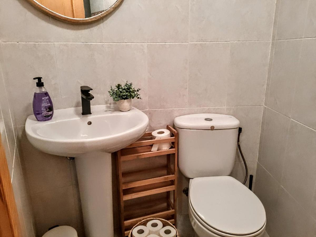 Happy , 2 Bed 2 Bath , Seaview Airco Wifi * Javea