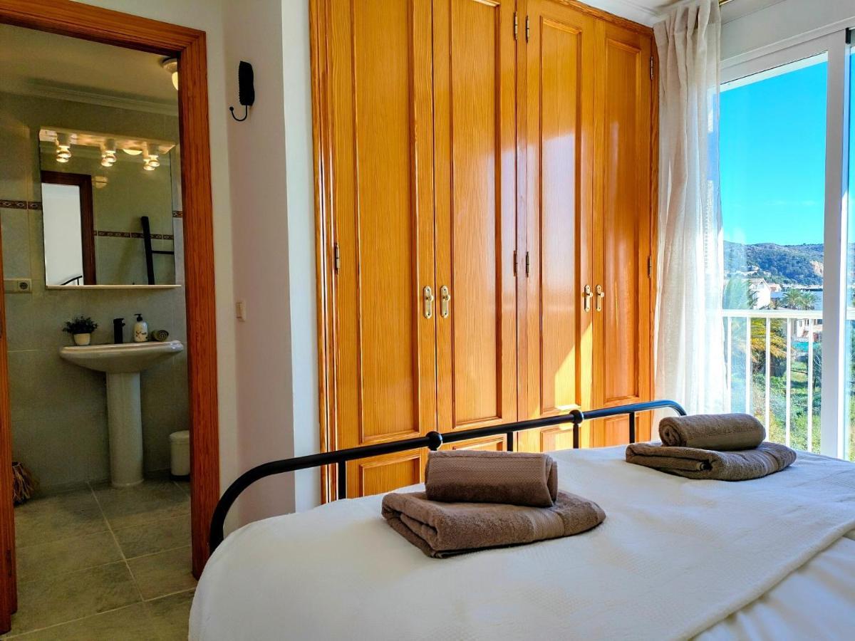 Happy , 2 Bed 2 Bath , Seaview Airco Wifi *