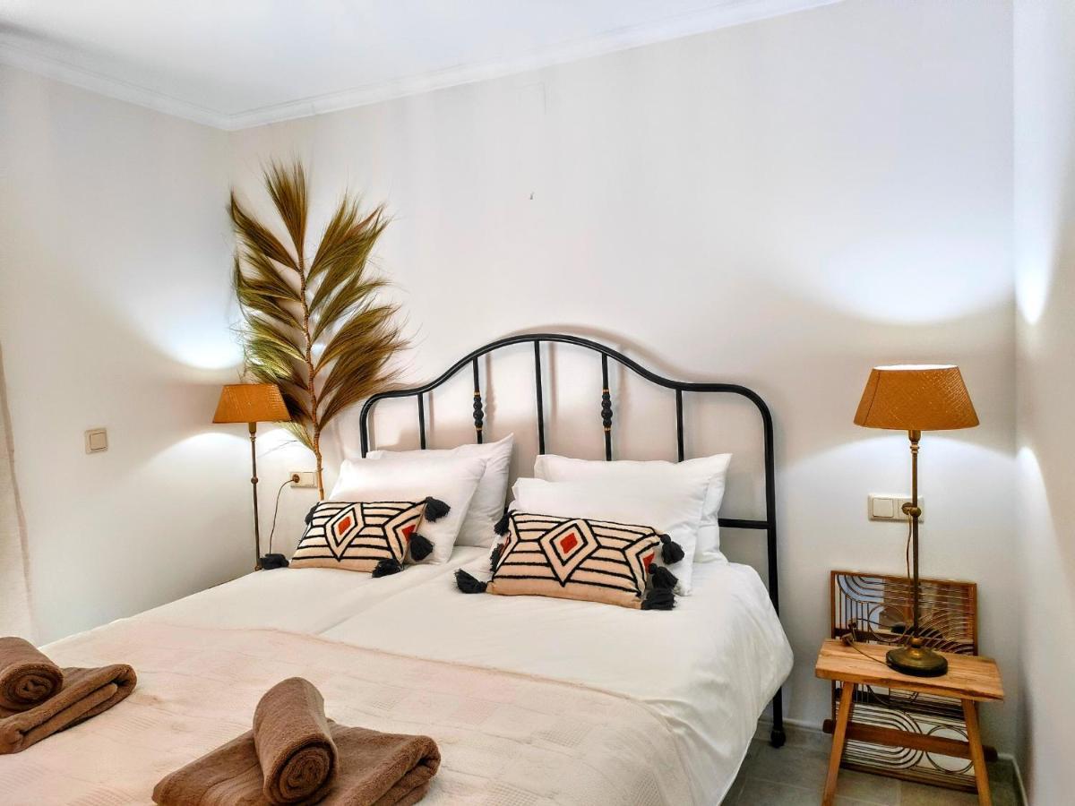Apartment Happy , 2 Bed 2 Bath , Seaview Airco Wifi